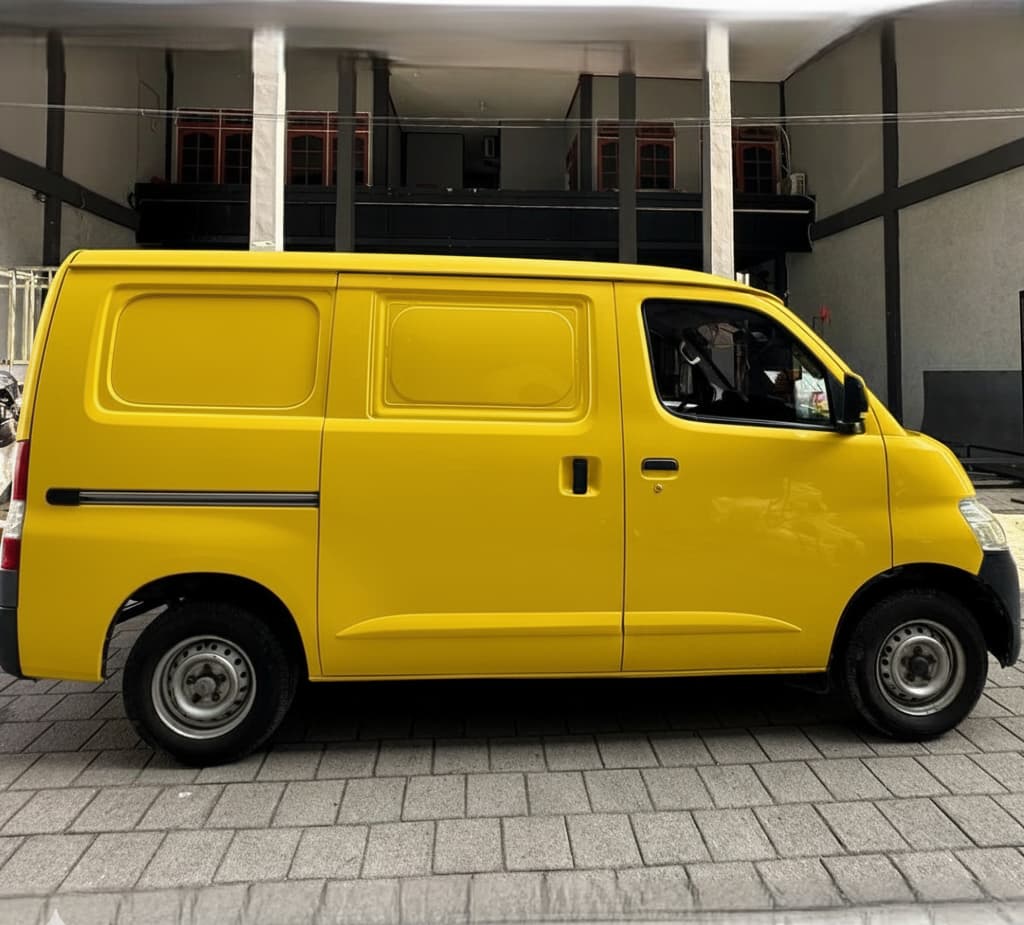 wrapping minibus